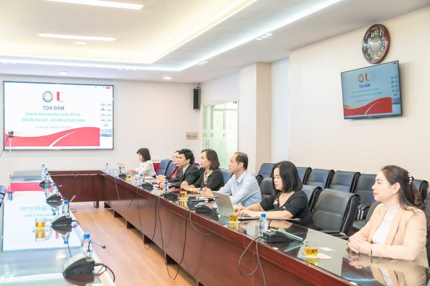 DỰ TRỰC TUYẾN TỌA ĐÀM “CHIA SẺ KINH NGHIỆM QUỐC TẾ HÓA CỦA CÁC TRƯỜNG ĐẠI HỌC, CAO ĐẲNG VIỆT NAM”